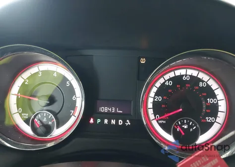 2019 Dodge Grand Caravan Sxt z USA, uszkodzony, nr VIN 2C4RDGCG7KR692215